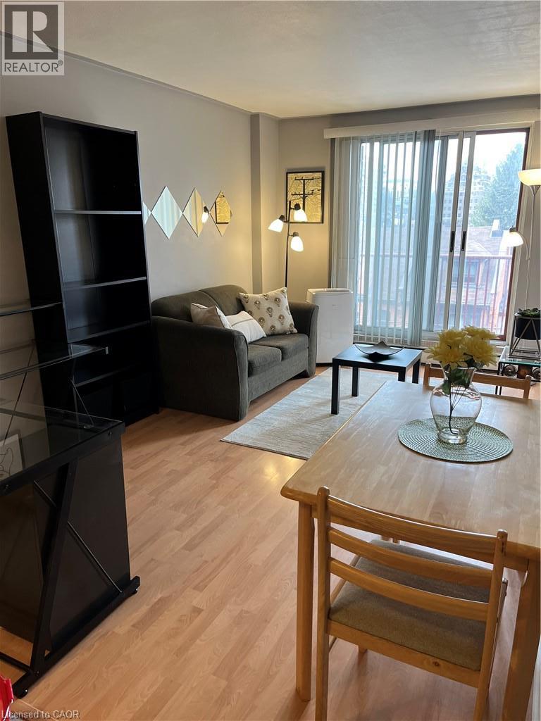 Residential Lease in Hamilton 4