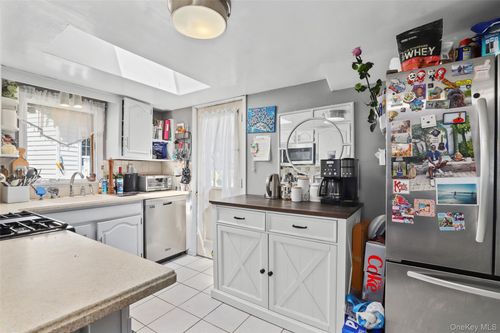 10 Kenton Rd, Patterson, NY, 12563-1524 | Card Image