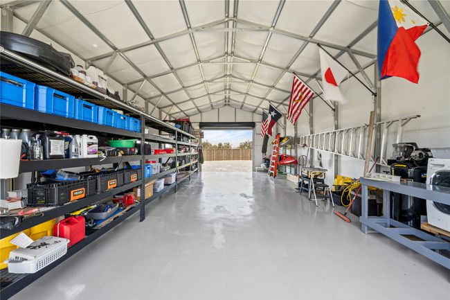 Roll top doors. Ready for the handiest of individuals! | Image 31