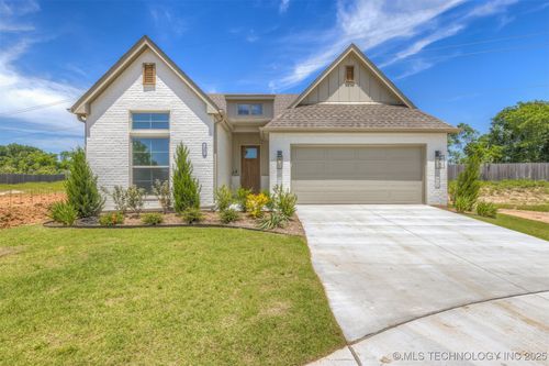 1331 N Beech St, Broken Arrow, OK, 74012-1516 | Card Image