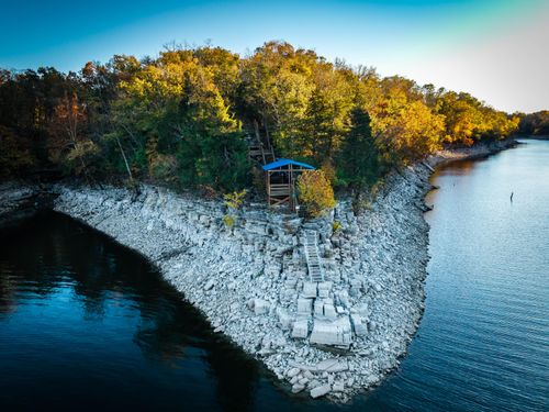 345 Tibbs Ln, Danville, KY, 40422-8308 | Card Image