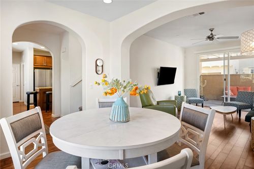 520 Calle Vibrante, Palm Desert, CA, 92211-5723 | Card Image