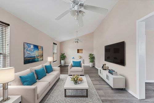 215 Prosperity Dr, San Antonio, TX, 78237-2339 | Card Image