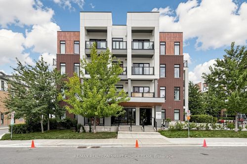 108-130 Canon Jackson Dr, York, ON, M6M0B7 | Card Image