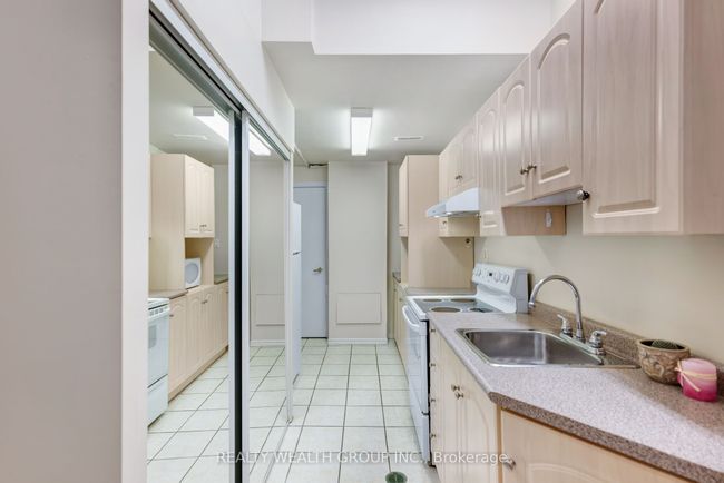 166 Sail Cres, House other with 5 bedrooms, 4 bathrooms and 4 parking in Maple ON | Image 35