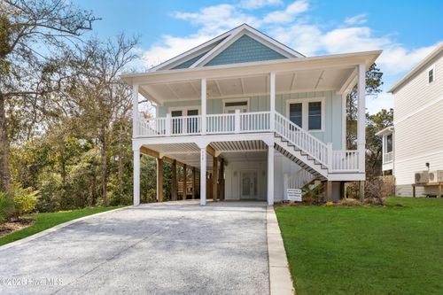 113 Sw 22nd St, Oak Island, NC, 28465-7408 | Card Image