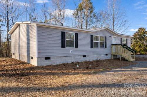 151 Mourning Dove Dr, Marion, NC, 28752-6709 | Card Image