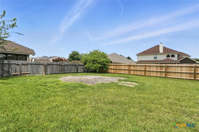Back yard | Image 31