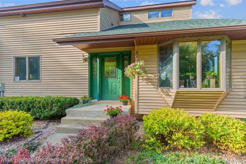 4700 Stanley Rd, Columbiaville, MI, 48421-8904 | Card Image