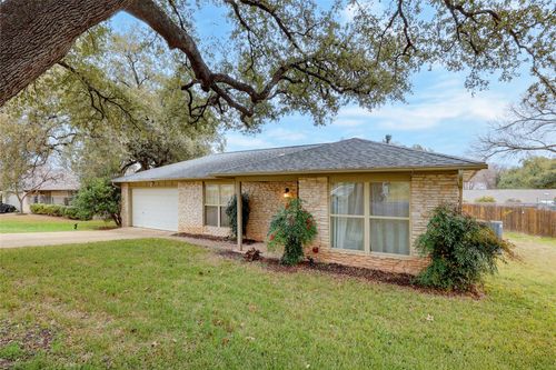 1205 Oak Shadows Cir, Austin, TX, 78758-2716 | Card Image