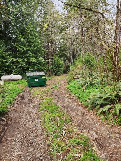 beginning of easement off shady glen | Image 2