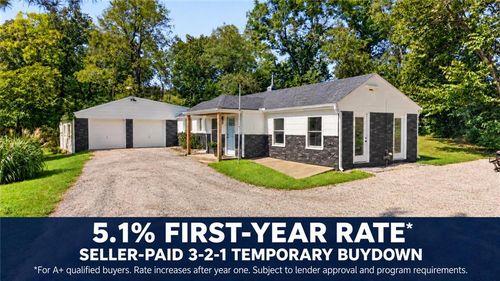 28 T St, Lake Lotawana, MO, 64086-9304 | Card Image