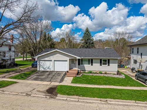 410 4th Avenue, New Glarus, WI, 53574 | Card Image