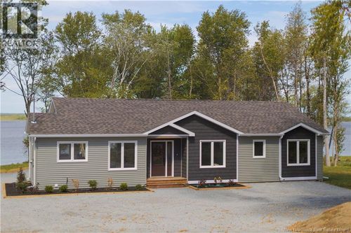 452 Cox Point Rd, Cumberland Bay, NB, E4A2Y1 | Card Image