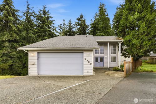 4729 Seahurst Avenue, Everett, WA, 98203 | Card Image