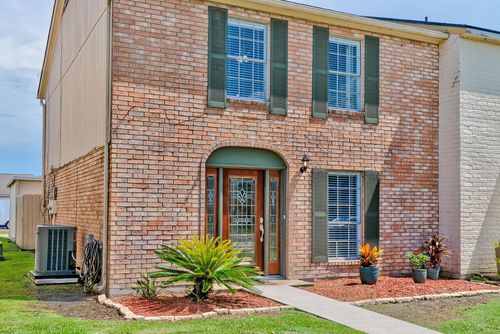 525 Longmeadow Street, Beaumont, TX, 77707 | Card Image