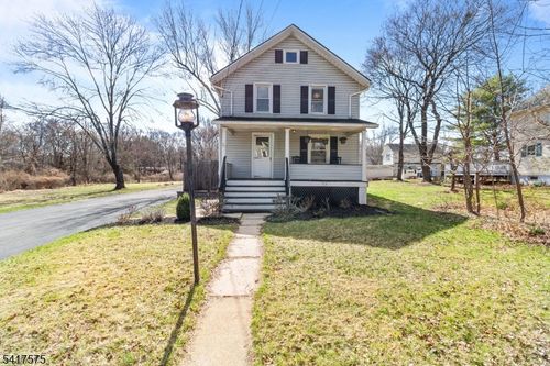 13 Whitehouse Ave, Whitehouse Station, NJ, 08889-3681 | Card Image