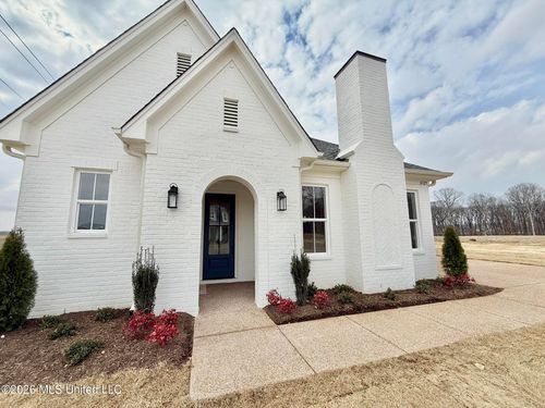 6529 Eastland Ct, Southaven, MS, 38672-1178 | Card Image