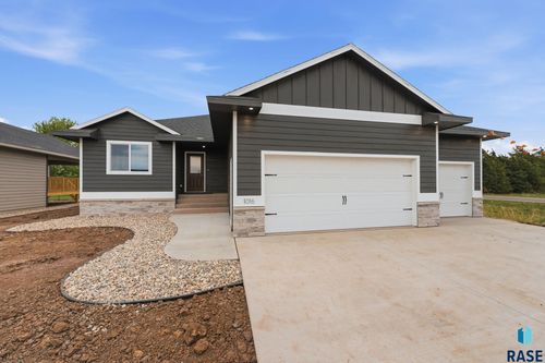 1016 Birch St Street, Harrisburg, SD, 57032 | Card Image