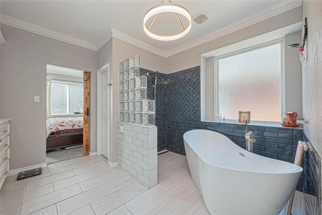 5803 Slashwood Ln, House other with 4 bedrooms, 4 bathrooms and 3 parking in Spring TX | Image 37