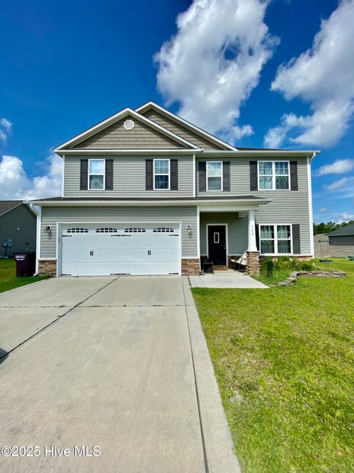 304 Aquamarine Cir, Jacksonville, NC, 28546-8070 | Card Image