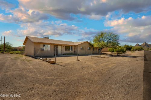2275 W Dakota Street, Tucson, AZ, 85746 | Card Image