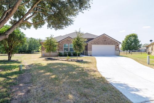 106 Pelican Ct, Bastrop, TX, 78602-6511 | Card Image