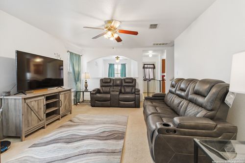 3917 Whisper Rdg, Schertz, TX, 78108-2334 | Card Image