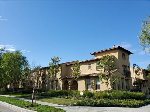 61 Silverado, Irvine, CA, 92618-8844 | Card Image