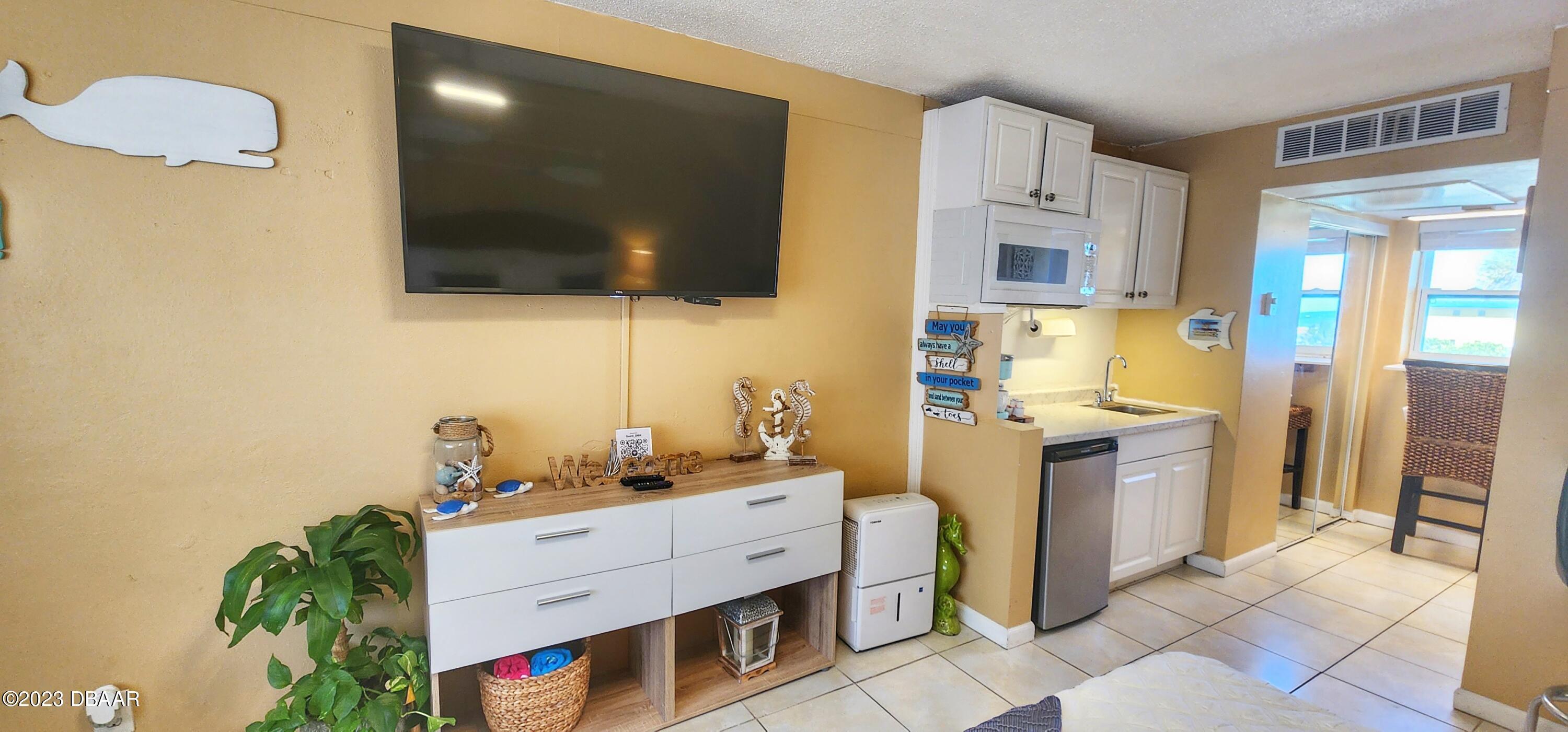 Residential in Daytona Beach 5