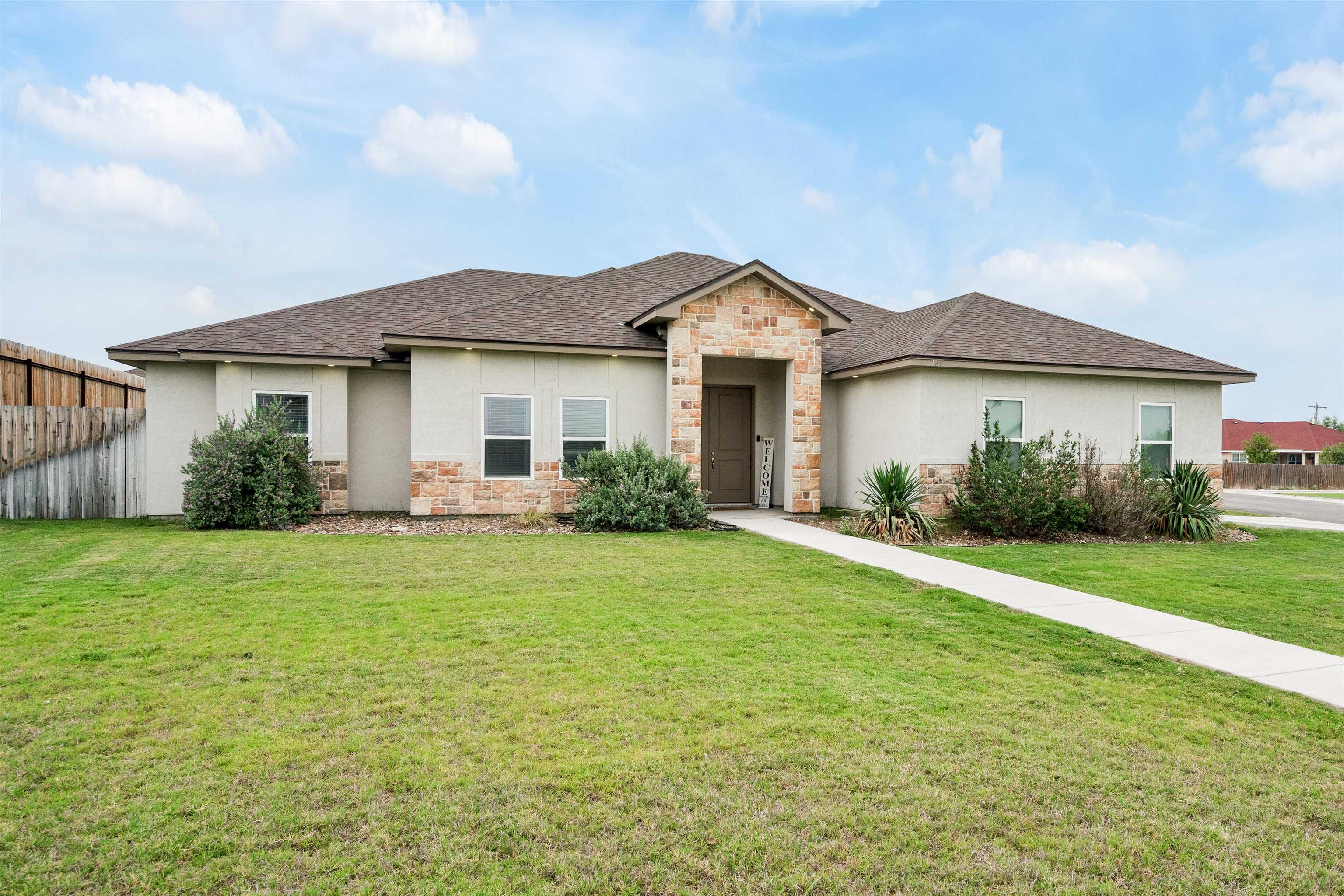 Residential in Del Rio 3