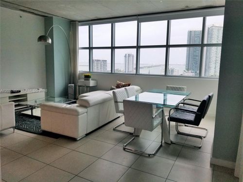 1602-3301 Ne 1st Ave, Miami, FL, 33137 | Card Image