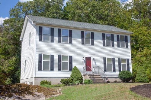 48 Woodland Rd, Franklin, NJ, 07416-1315 | Card Image