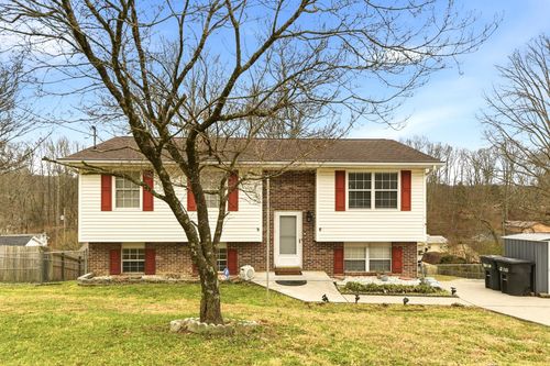 610 Red Bud Ln, Oliver Springs, TN, 37840-2316 | Card Image