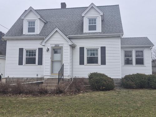 2201 S 30th Street, La Crosse, WI, 54601 | Card Image