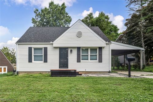 735 Cuyahoga St, Kent, OH, 44240-2123 | Card Image