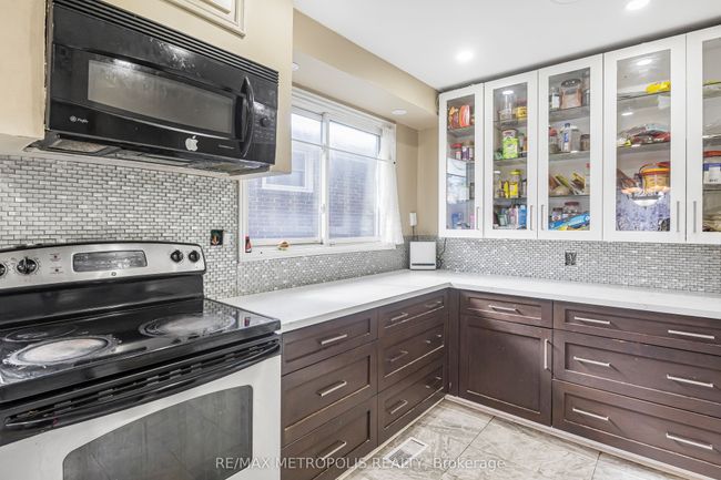 280 Cranbrook Dr, House other with 5 bedrooms, 2 bathrooms and 6 parking in Hamilton ON | Image 23