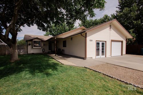 1530 Rosewood St, Mountain Home, ID, 83647-3725 | Card Image