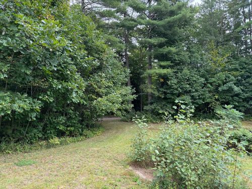 33 Green Mountain Turnpike, Rockingham, VT, 05101 | Card Image