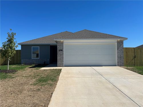 2708 Young St, Pea Ridge, AR, 72751-7014 | Card Image