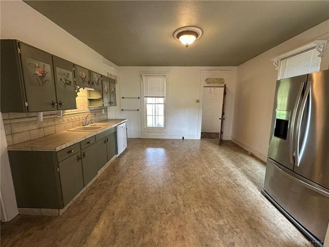 3155 S State Route 48, House other with 4 bedrooms, 3 bathrooms and null parking in Ludlow Falls OH | Image 16