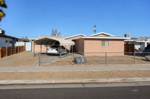 252 N Florence St, Ridgecrest, CA, 93555-3804 | Card Image