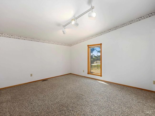 1872 E 1750 S, House other with 4 bedrooms, 3 bathrooms and 2 parking in Gooding ID | Image 32