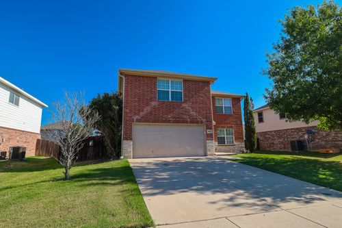 1645 Dream Catcher Way, Krum, TX, 76249-7558 | Card Image