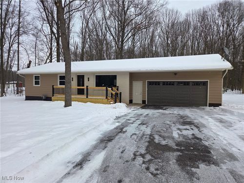 1075 Ne River Rd, Lake Milton, OH, 44429-9787 | Card Image