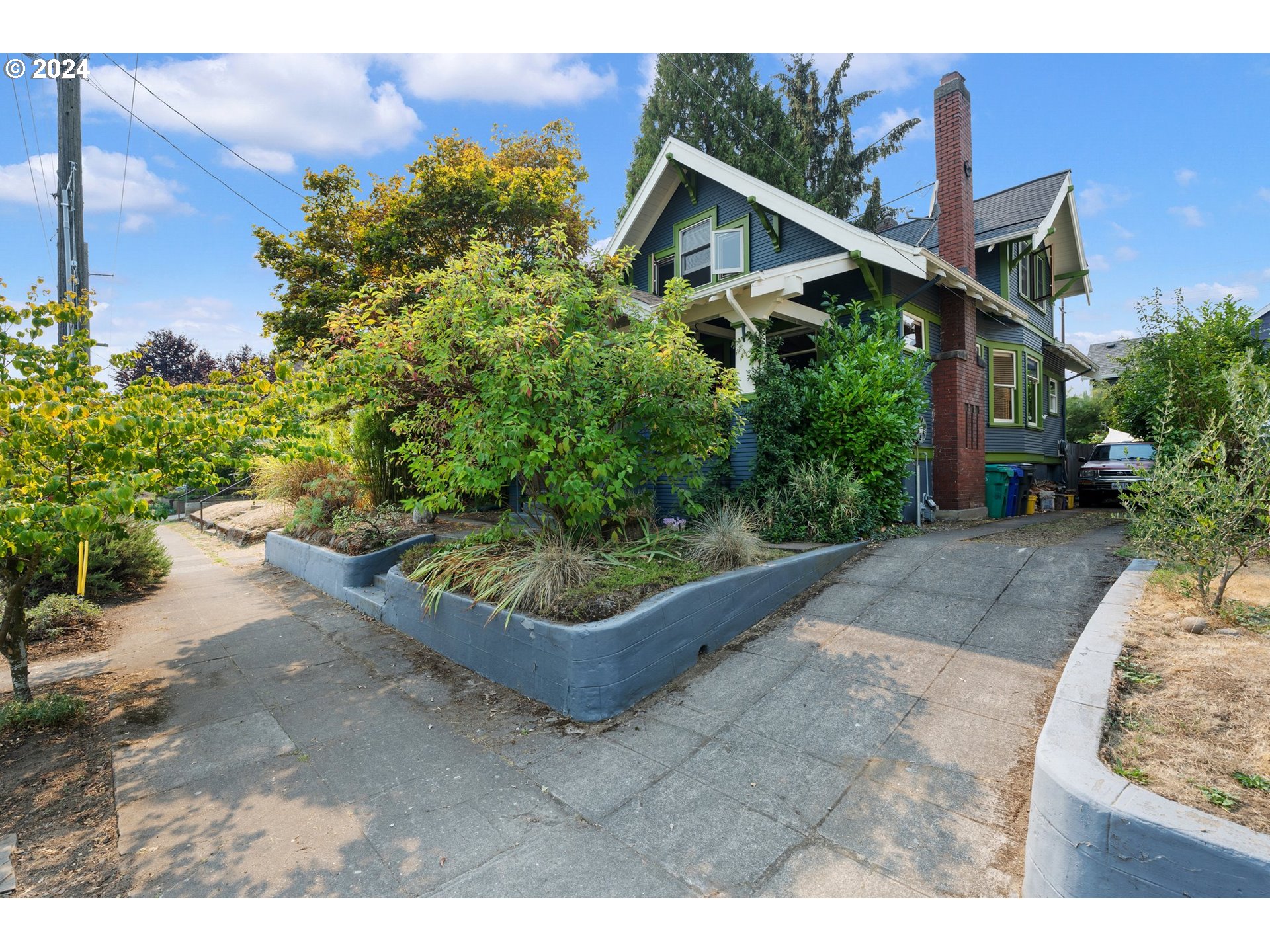 Garfield Ave, Portland, OR 97211