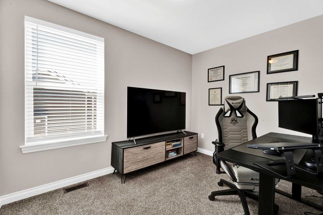 2512 E Maple Rd, House other with 4 bedrooms, 3 bathrooms and null parking in Troy MI | Image 28