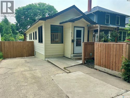 517 Bedford Rd, Saskatoon, SK, S7L0E7 | Card Image