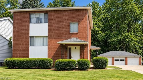 1804-1808 Cromwell Dr, Akron, OH, 44313 | Card Image