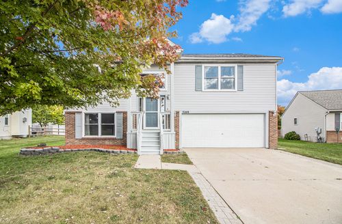 7109 Royal Troon Dr, Ypsilanti, MI, 48197-6210 | Card Image